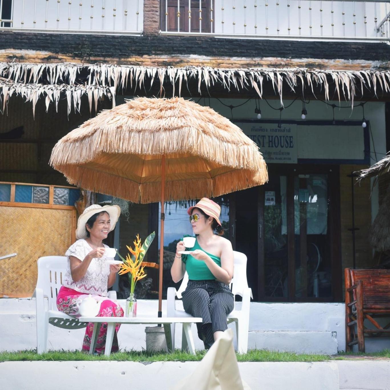Tiki Bar-Kantiang Guesthouse Ko Lanta Exterior foto